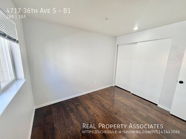Building Photo - 4717 36th Ave S