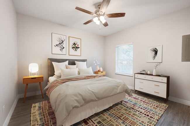 Spacious Master Bedroom - 72 Burress St
