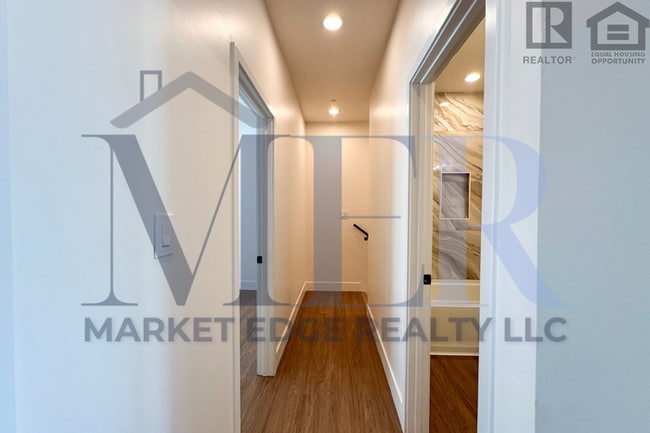 Building Photo - 3Bed/2.5Bath Townhouse in Sedona! FIRST MO...