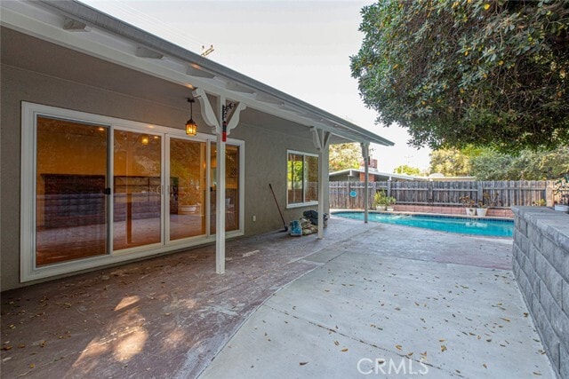 Building Photo - 3585 El Lado Dr