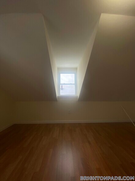 Building Photo - 20R Winship St