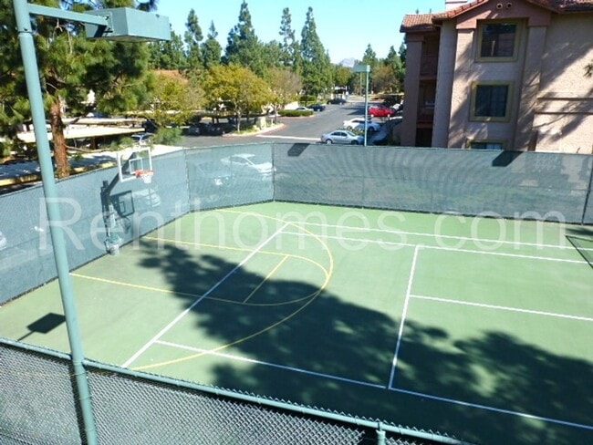 Building Photo - 12051 Alta Carmel Ct