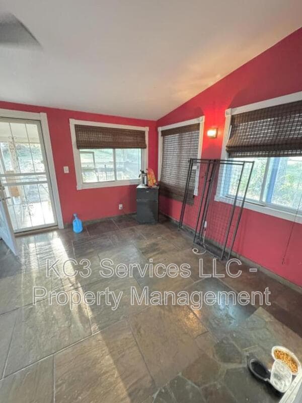 Building Photo - 2218 N 27th St