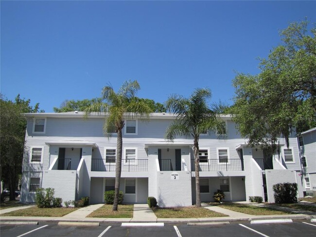 Building Photo - 7137 E Bank Dr