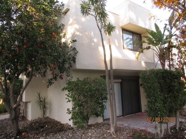 Great South Palm Desert location - 48728 Desert Flower Dr