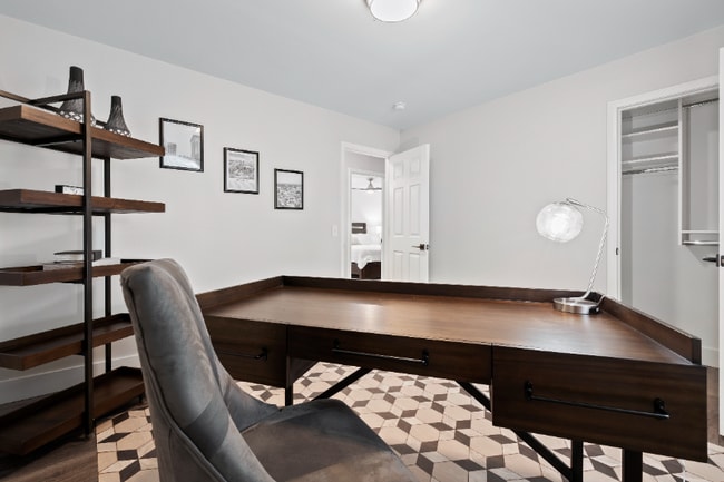 Building Photo - 4 Amherst Ave