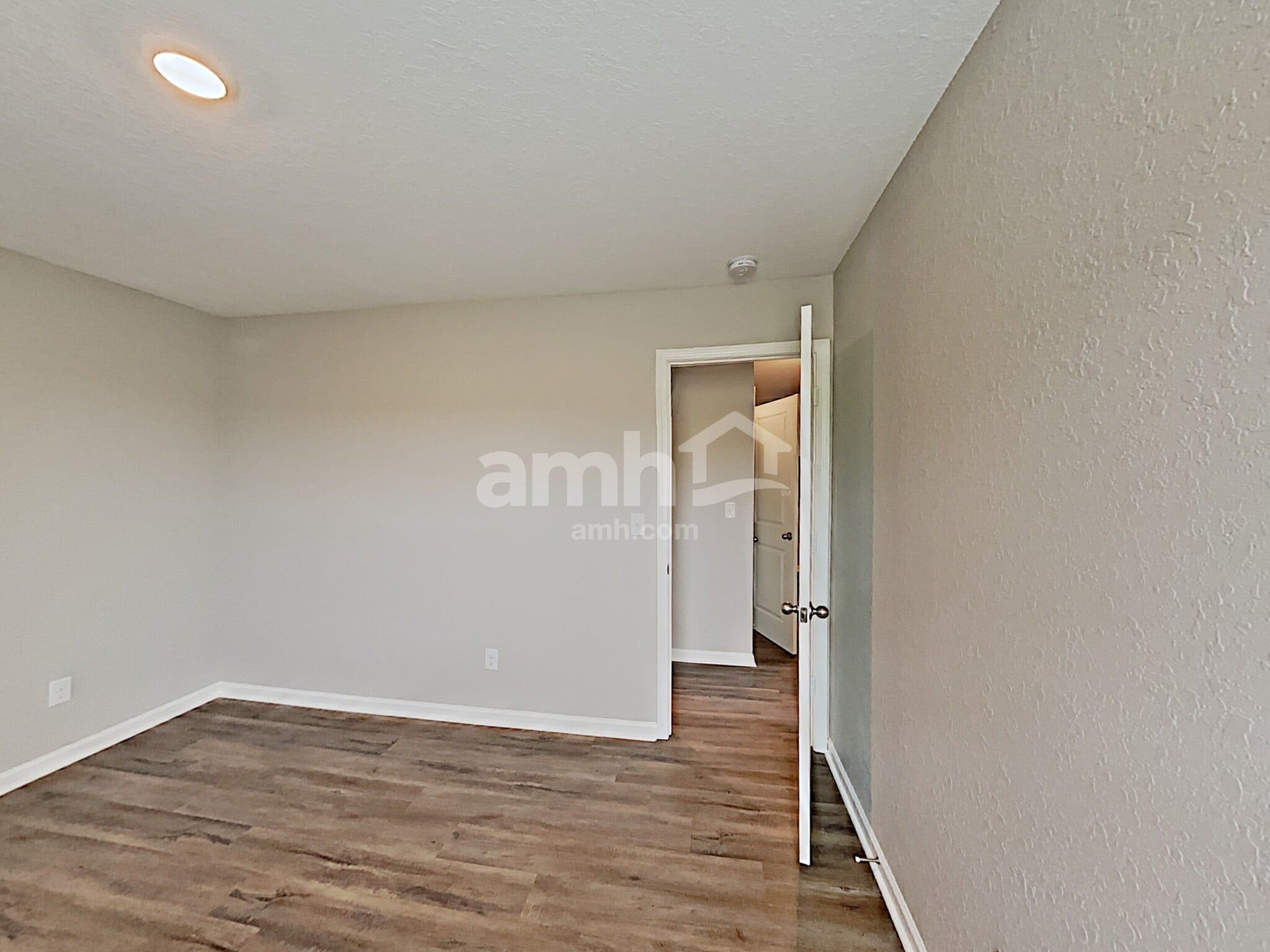 Building Photo - 4904 Bridle Path