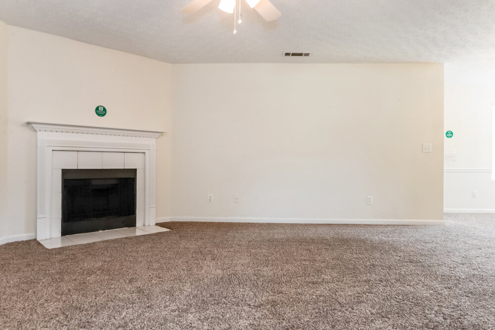 Building Photo - 155 Akers Lake Dr