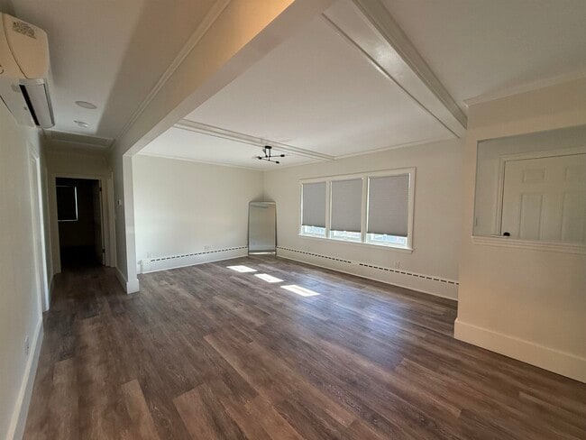 Building Photo - 42 Woodland Ave