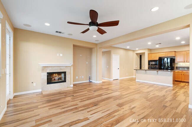 Building Photo - 1177 Parkview Dr