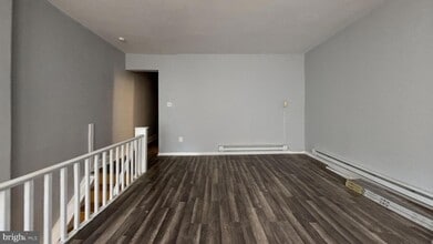 Building Photo - 1908 S 65th St