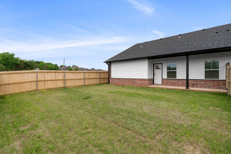 Building Photo - 10120 Talavera Trl