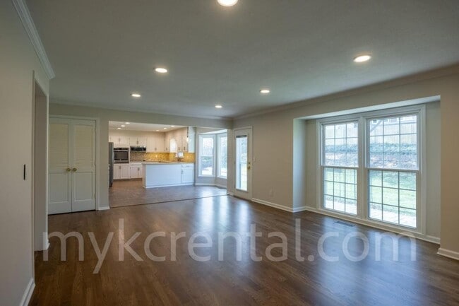 Building Photo - 12012 Ensley Ln