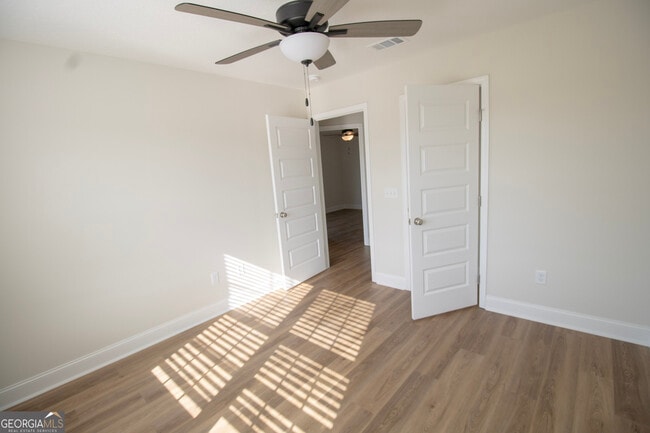 Building Photo - 125 Enclave Ct