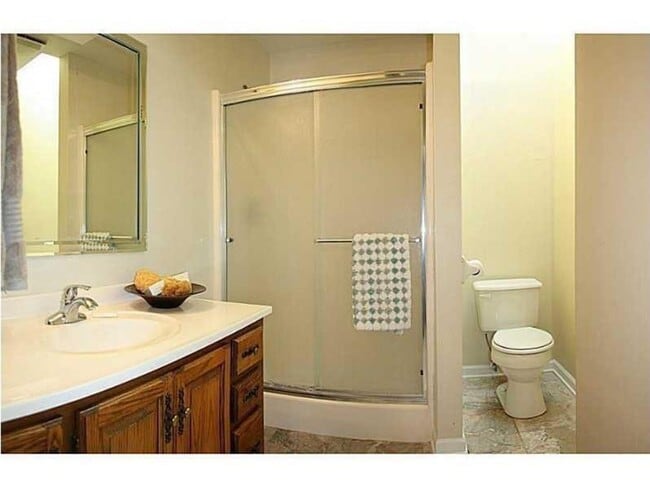 Building Photo - 3424 E 98th St