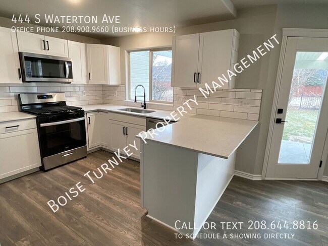 Building Photo - 444 S Waterton Ave