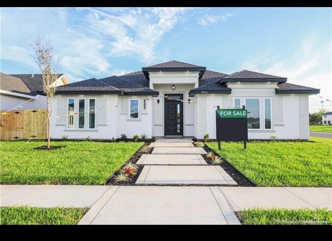 Building Photo - 3012 E Rabbit Run Ave