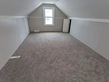 Building Photo - 24892 Schroeder Ave