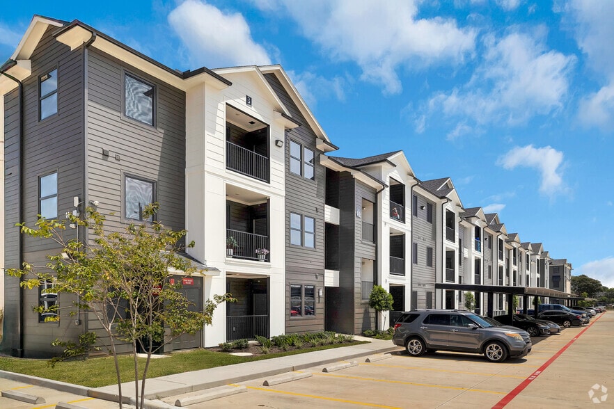 Primary Photo - Aria at Almeda