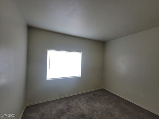Building Photo - 5750 E Hacienda Ave