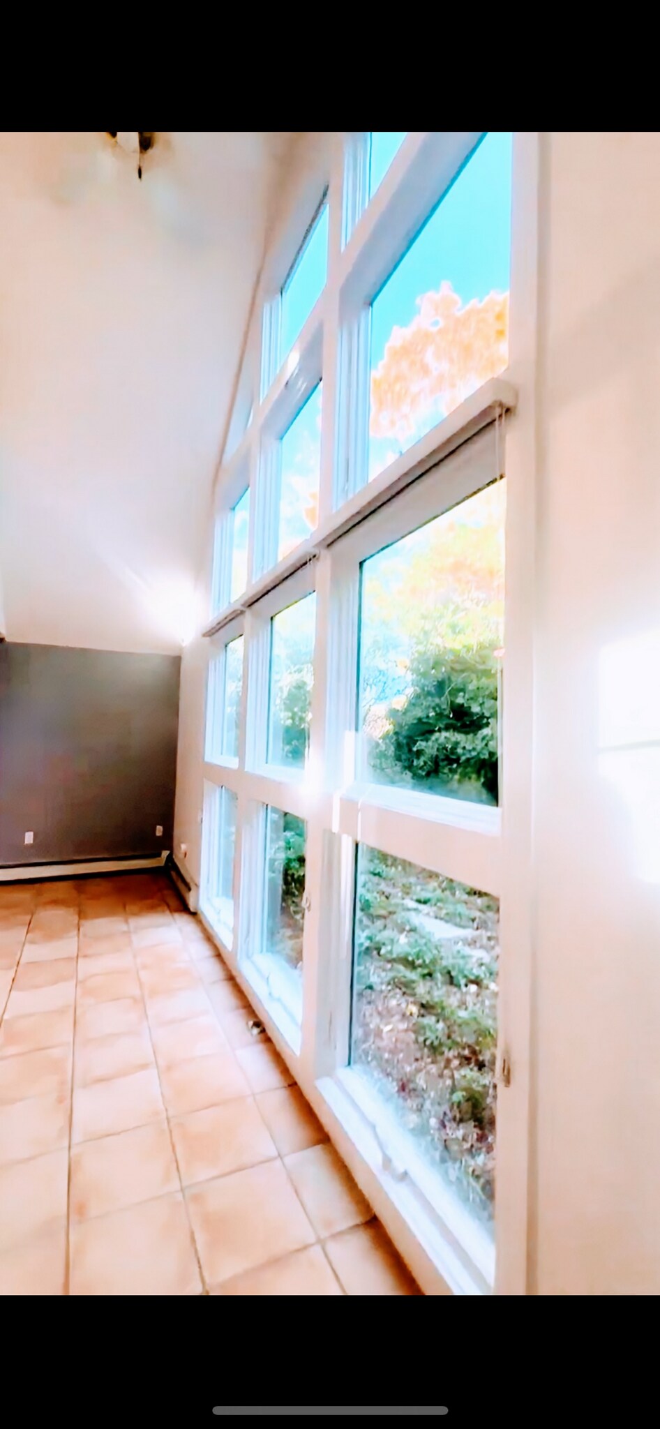 Building Photo - 94 Country Club Dr