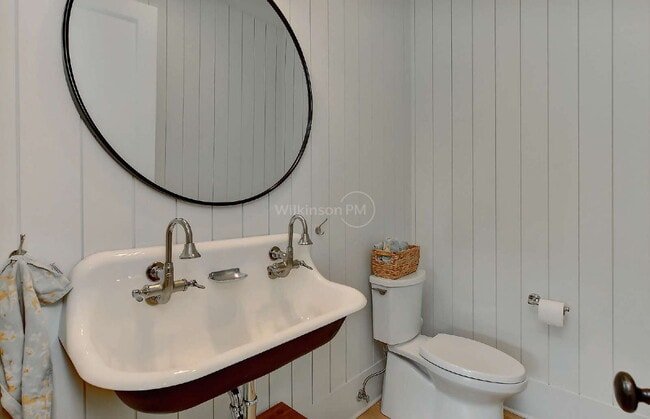 Building Photo - One of the Finest Fully-Furnished Luxury Estates in Marvin, "Architectural Digest" Caliber, for t...