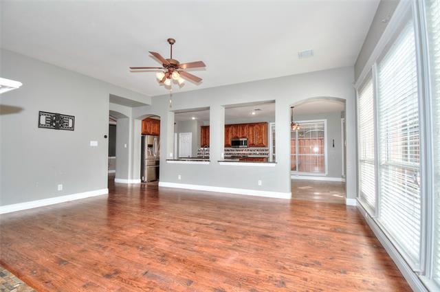 Building Photo - 6212 Meadowcrest Ln