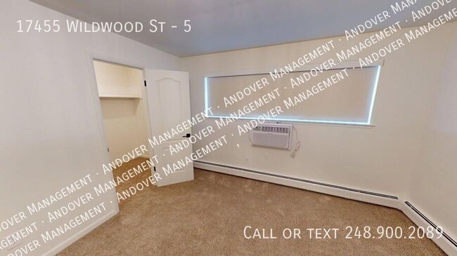 Building Photo - 17455 Wildwood St