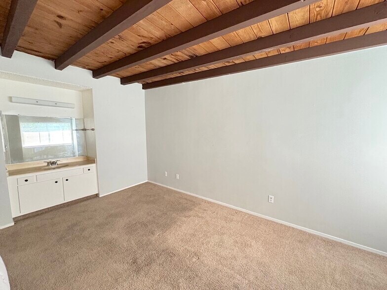 Building Photo - 1820 Speyer Ln