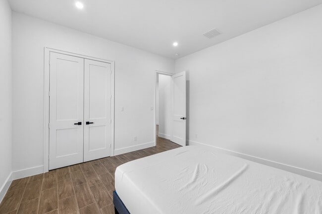 Building Photo - 510 Rd 5844