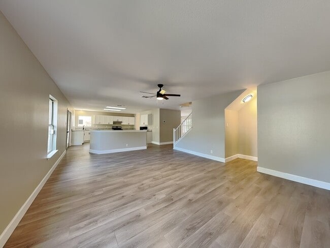 Building Photo - 8011 Manderly Pl