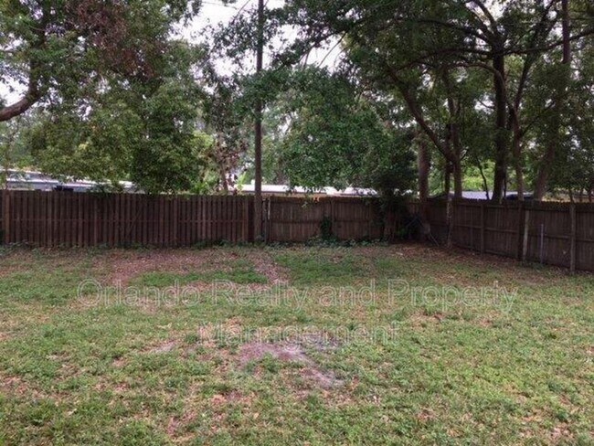 Building Photo - 2111 Biscayne Dr