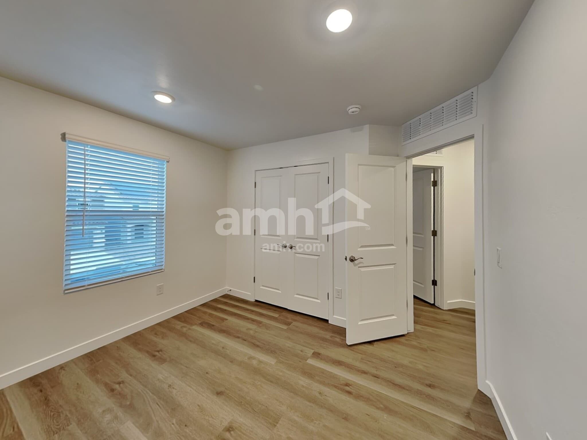 Building Photo - 6482 E Paseo Alga