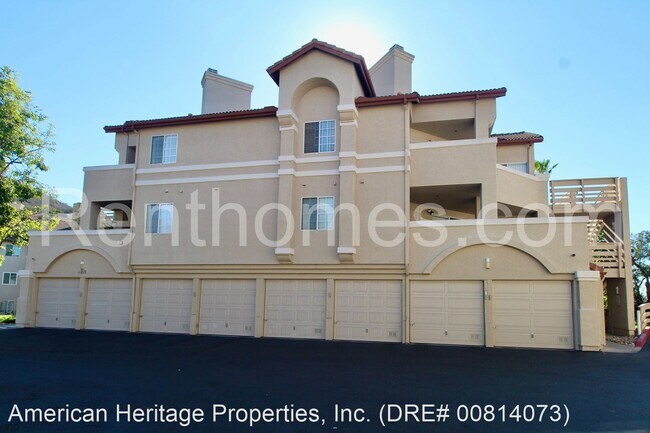 Primary Photo - 3 br, 2 bath House - 11215-72 Affinity Court