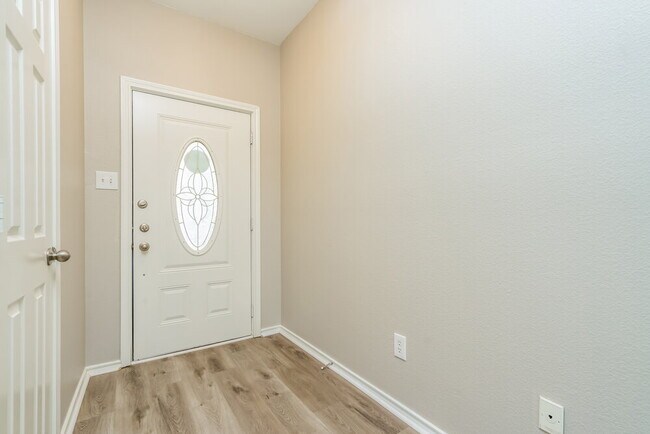 Building Photo - 1511 Pintail Ct