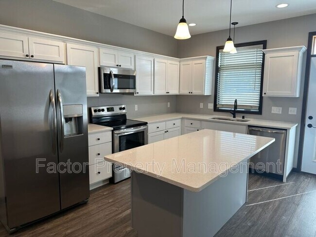 Building Photo - 308 Prairie Rose Trl