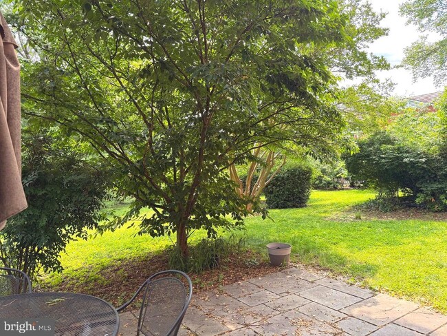 Building Photo - 3211 Ravensworth Pl