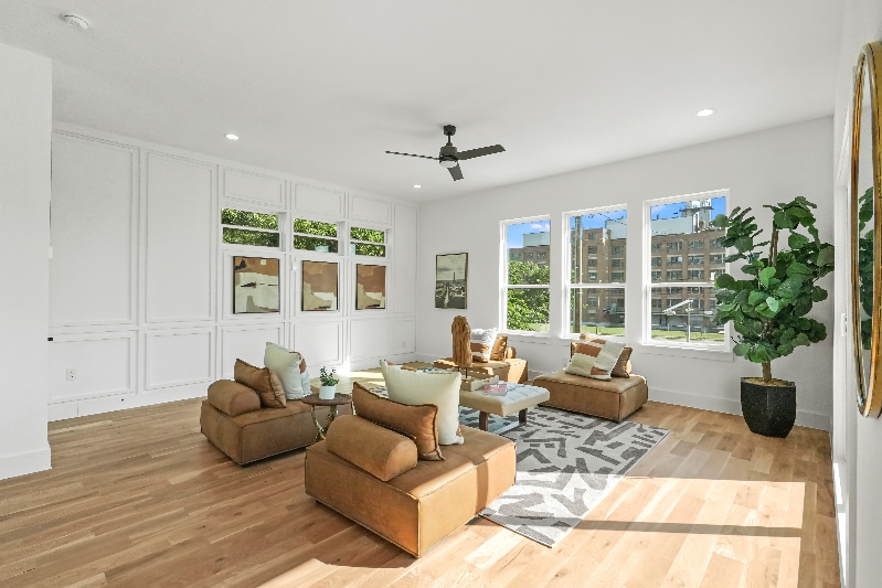 Building Photo - 1404 Hamburg St