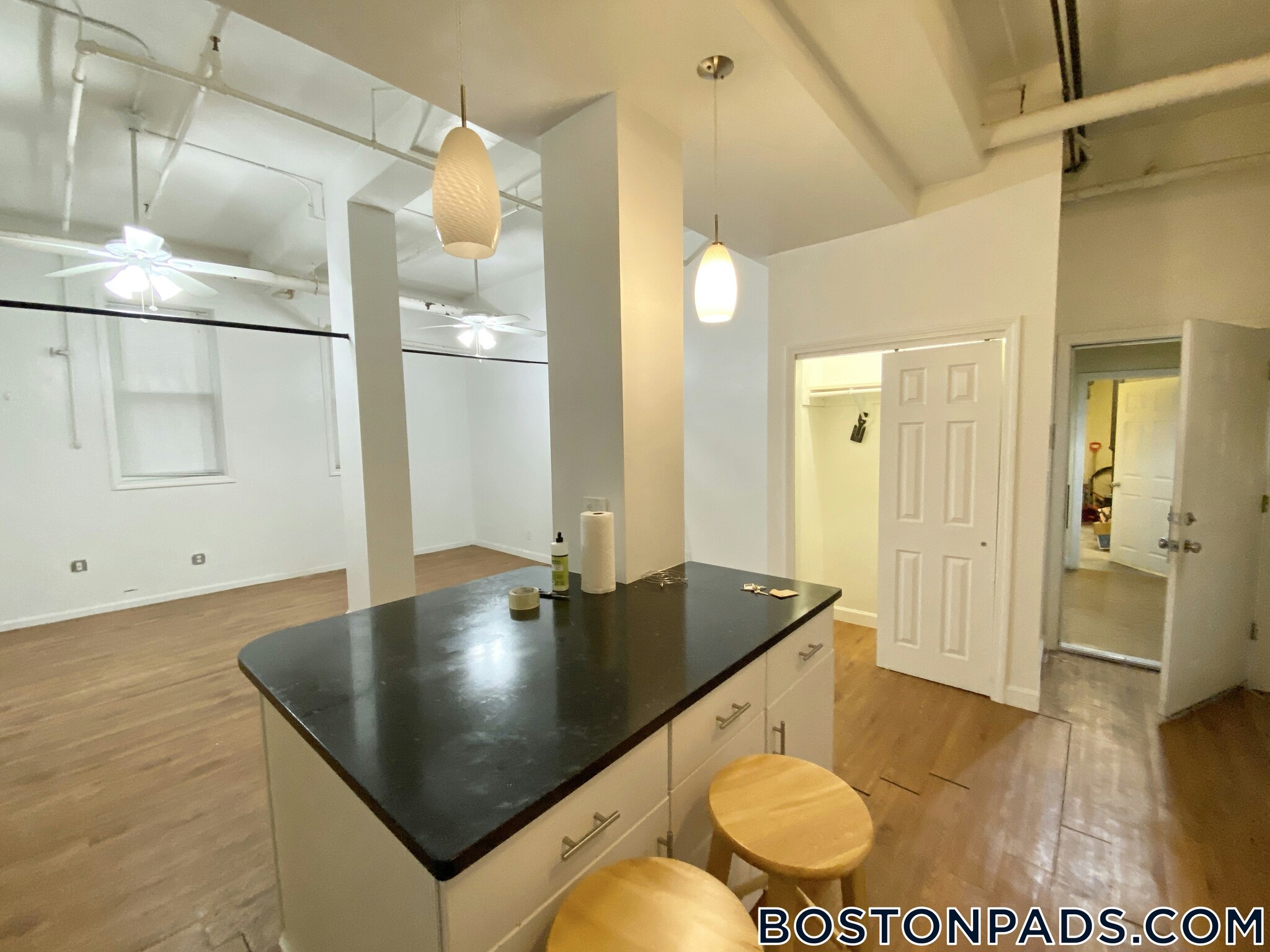 Building Photo - 26 Hemenway St