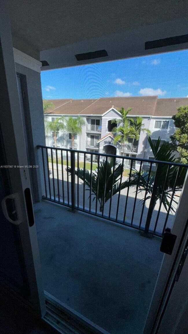 Building Photo - 15460 SW 284th St