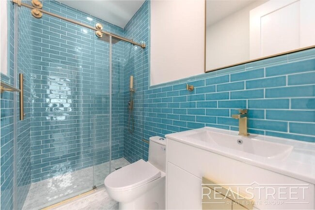 Building Photo - Brand new 4 Bed 3 Bath in Williamsburg