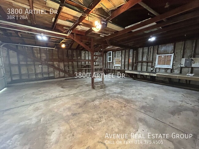 Building Photo - 3800 Arthel Dr