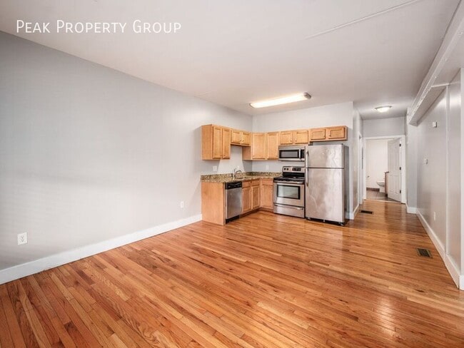 Building Photo - 24 Chittenden Ave