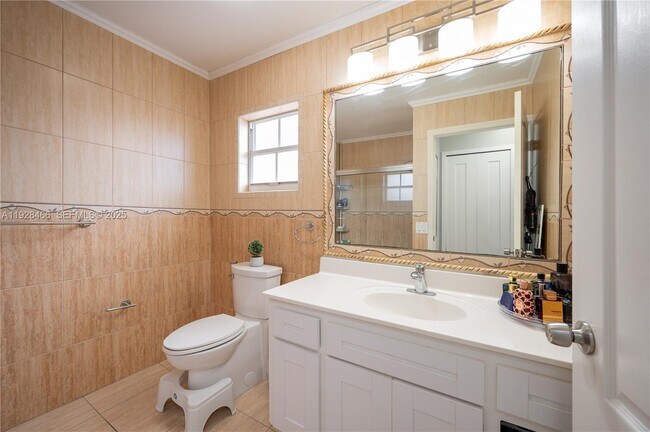 Building Photo - 15863 SW 71st St