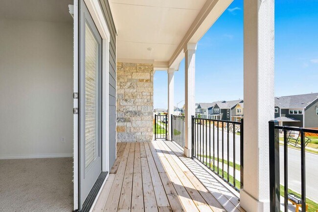 Building Photo - 245 Leeland Dr