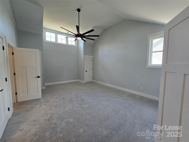 Building Photo - 5 Heartleaf Cir