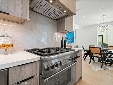 Building Photo - 603 Iris Ave