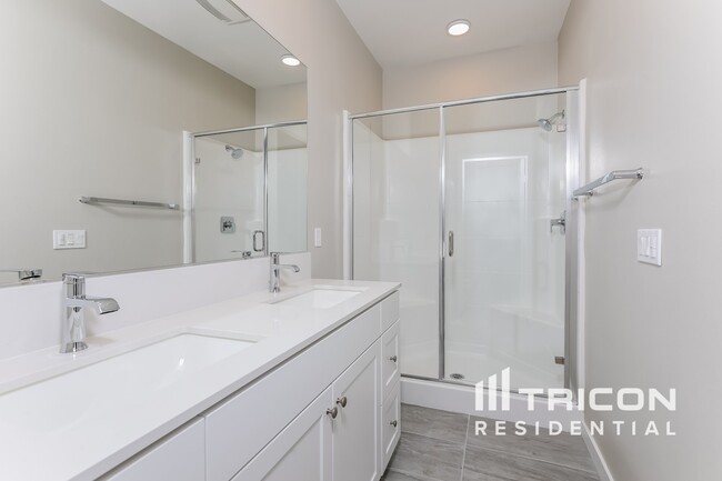 Building Photo - 24959 Vermijo Ct