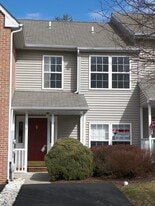 Building Photo - 190 Victoria Ct