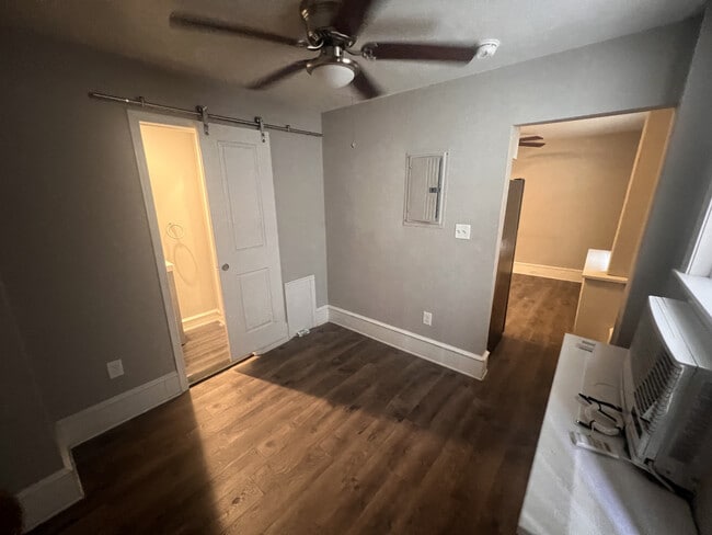 Building Photo - 804 N 16th St